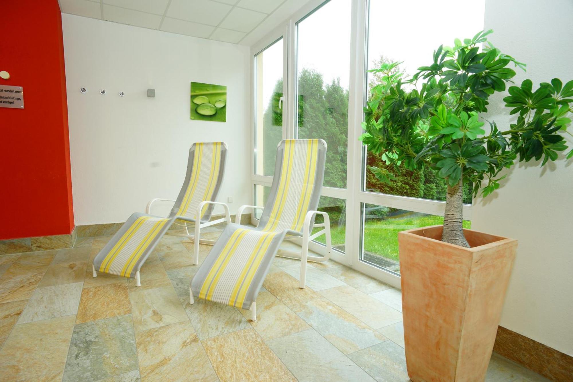 Relax-Red Mit Pool Und Sauna Scheidegg Exteriör bild